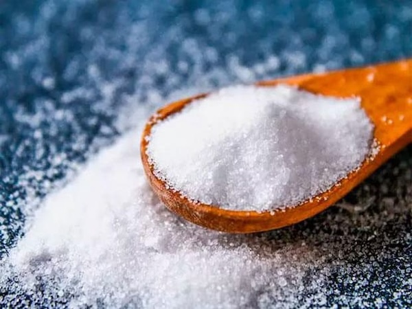 HCl sẽ đóng vai trò làm tạo nên muối ăn tinh khiết