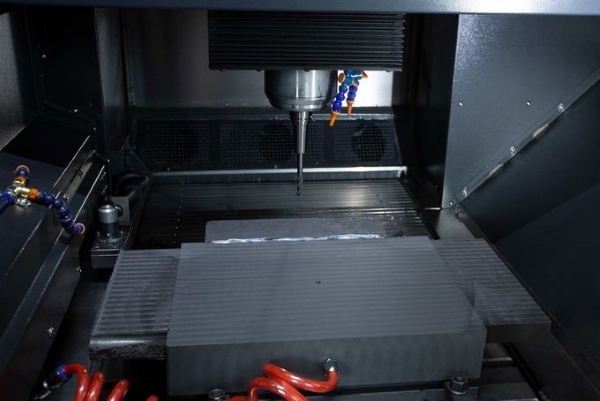 Graphite góp mặt trong công nghiệp hàng không vũ trụ