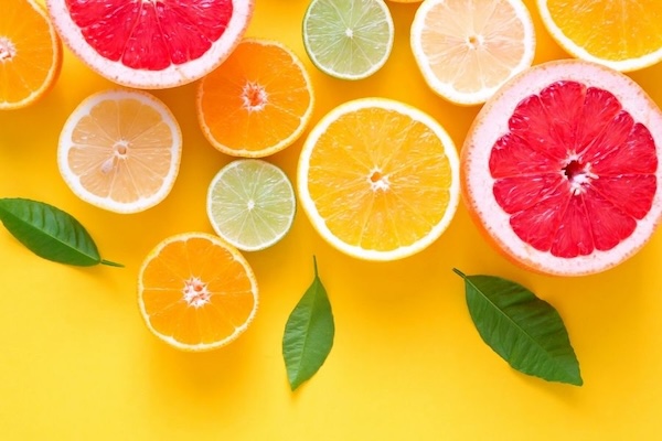 Các loại trái cây cam, chanh, bưởi chứa nhiều Acid Ctric