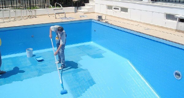 Thu gom rác bề mặt và chà cọ cơ học